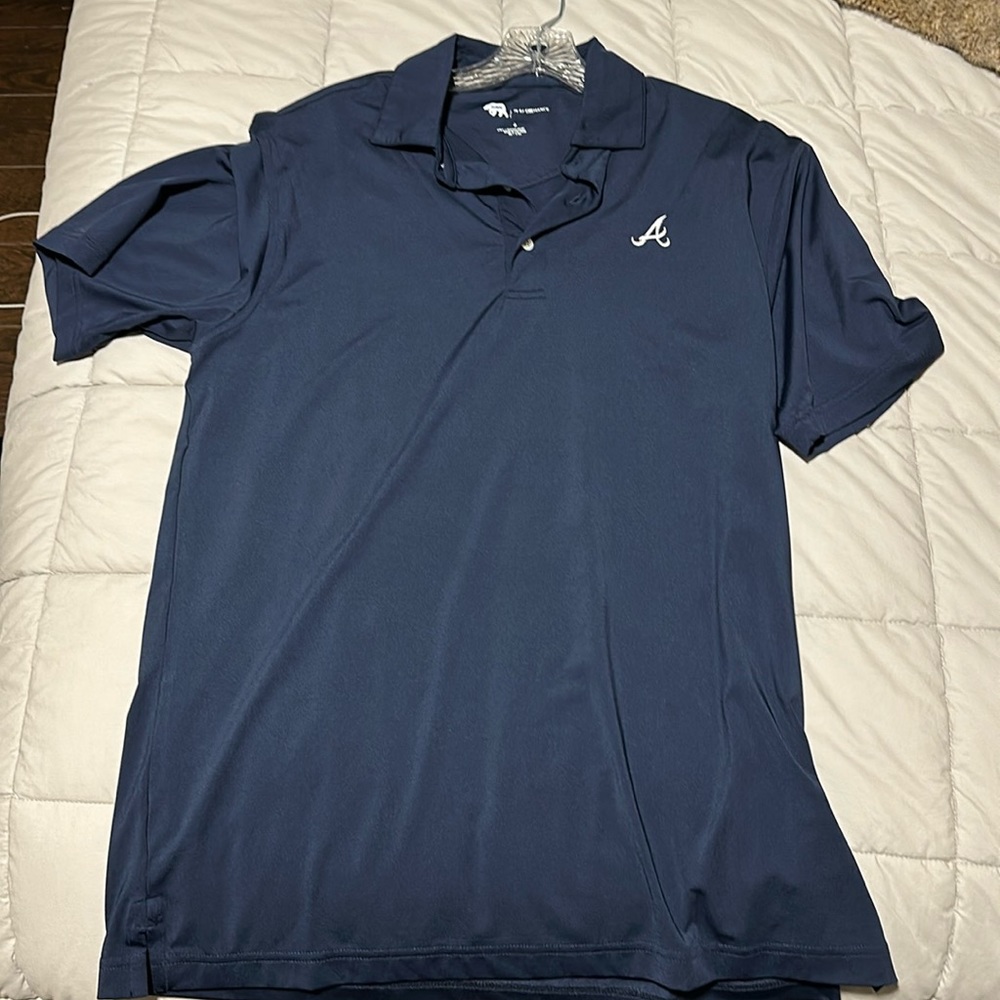 Atlanta braves onward reserve shirt - size small but fits like a medium
